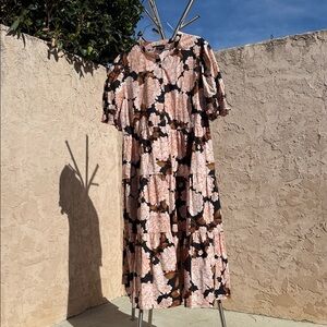 Who What Wear Floral Midi Dress in Black and Pink